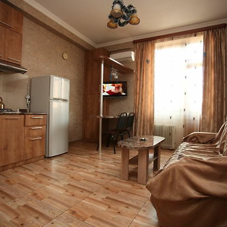 Aparthotel Otin Tbiliszi Kültér fotó