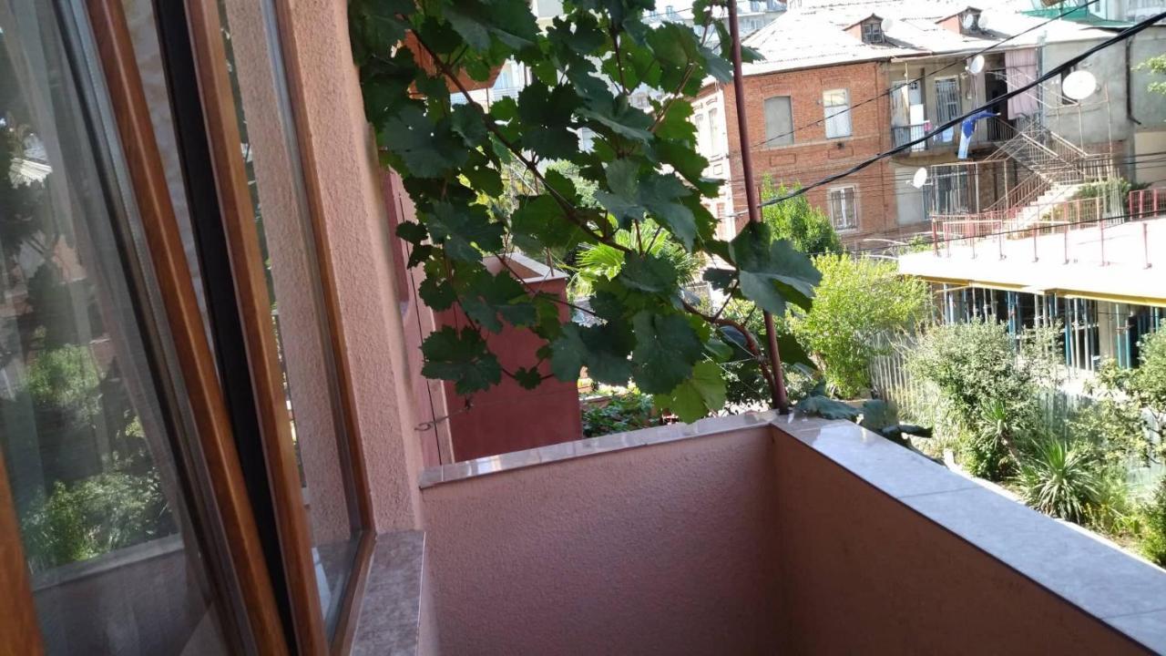 Aparthotel Otin Tbiliszi Kültér fotó